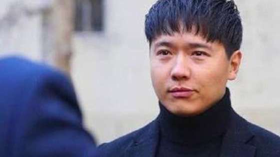 Gao Yunxiang's fans are going to charter Australia to celebrate his 36 birthday.