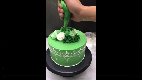 Let's see how the delicate rose cake is made.How many marks do you give it?