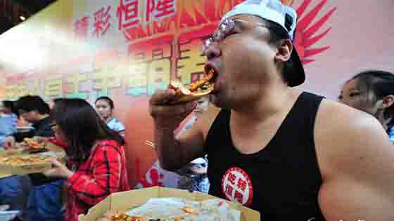 Eating challenges in China, six different foods were eaten at the same time.