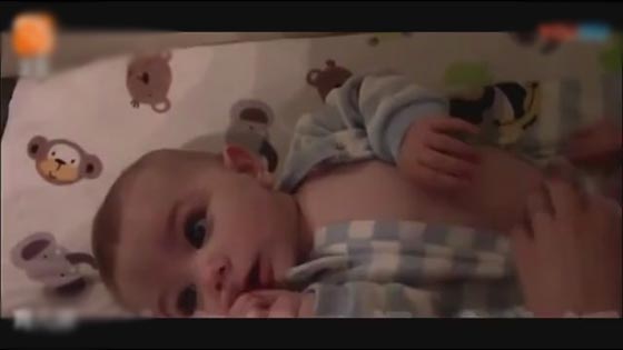 Cute baby is so cute, the baby makes a cute expression when changing urine. Funny   baby video.