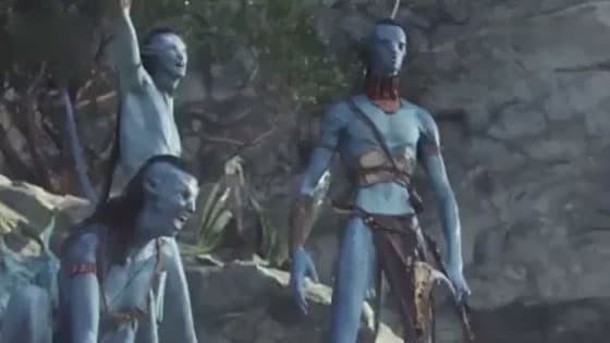 There really are blue people in the world! The real-life avatar appears in the mysterious jungle