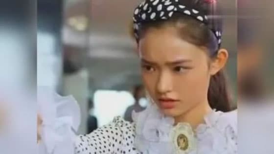 Lin yun filmed a movie,but there was a condom in the suitcase.She quickly sent a microblog to clarif