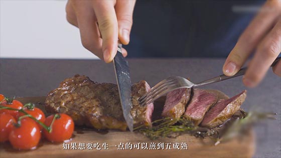 Gourmet: Men's must-have skills, how to fry a thick cut steak in a high-end restaurant for more than 400 yuan? -71 fried steak.