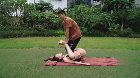 Thai massage:stretch massage technique of waist