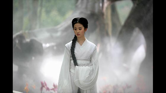 Liu Yifei: The little dragon girl classic play super clear collection of one of the ten wars and grandsons.