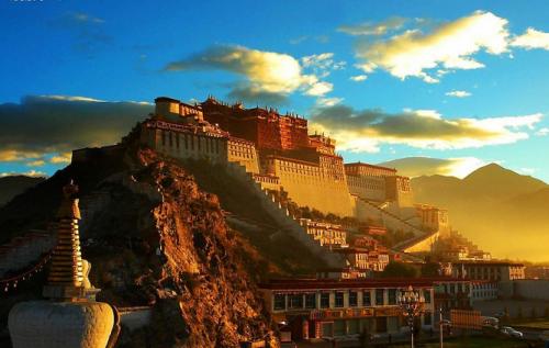 Has the toilet in the Potala Palace not been cleaned for 400 years? Why can it attract a large number of tourists?