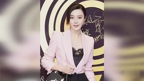 Formal come out again?Fan Bingbing made his first public appearance in 2019 with exquisite makeup and better figure