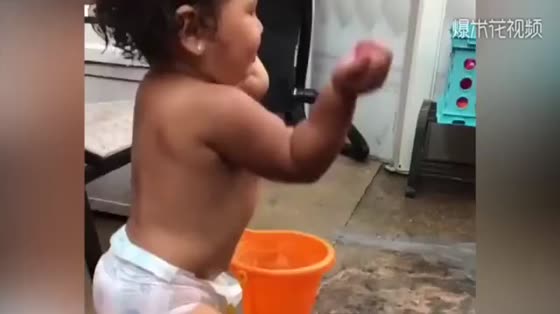 The baby is so gifted that he can smell the chicken dancing when he hears the music. It's so cute!