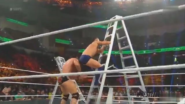 Men's Fighting:WWE Money in the Bank 2019 Highlights
