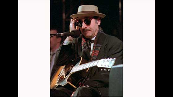Leon Redbone dies, An Unusual Singer, acclaimed 1970s musician admired by Bob Dylan
