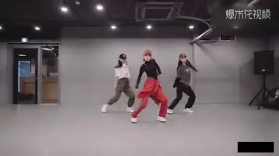 Beauty sister's choreography is really great, sexy and handsome, too eye-catching