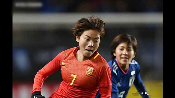 Wang Shuang prepared for the World Cup innocent response to the rumors of leaving the team, once bluntly said that the outside pressure is too much breathless.