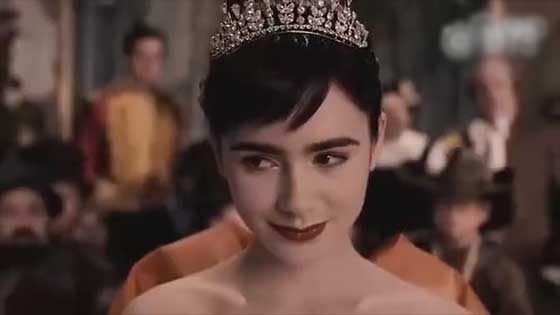 Schneewittchen wants to take a live version! Lily Jane Collins has the highest voice, the princess himself