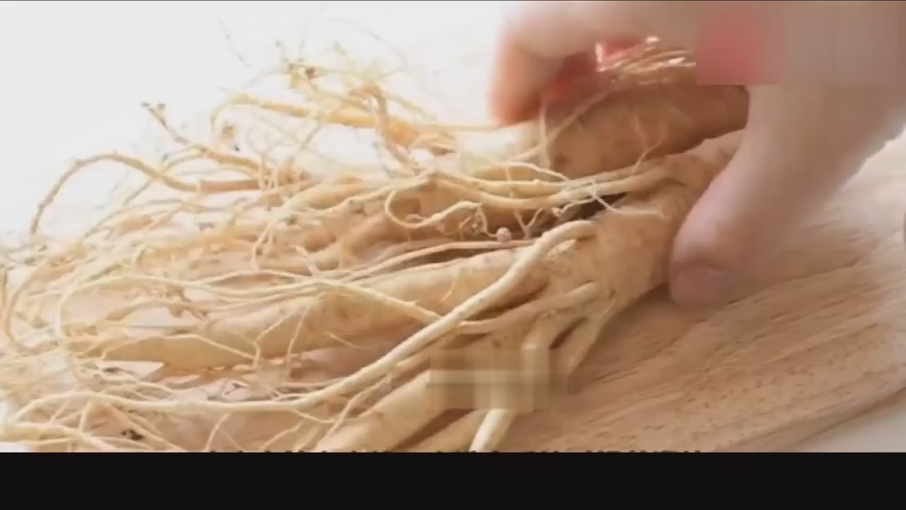 Why do farmers tie wild ginseng with red rope? Does it really run? Today it's a long story.