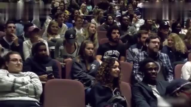 American students can't stop laughing when they read Asian students'names, pronunciation and accent.