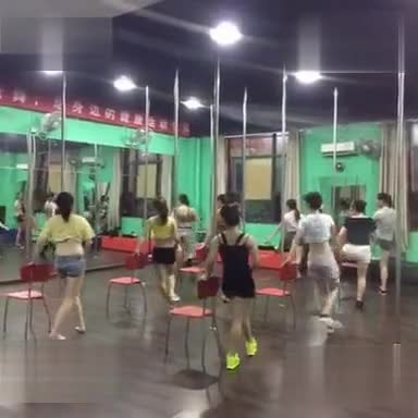 Chair Dance Teaching Video of Guangzhou Linglong Steel Tube Dance Training Center