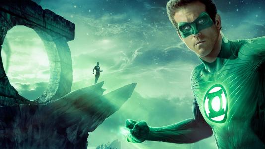 Six minutes after watching Green Lantern, it's better than Spiderman!