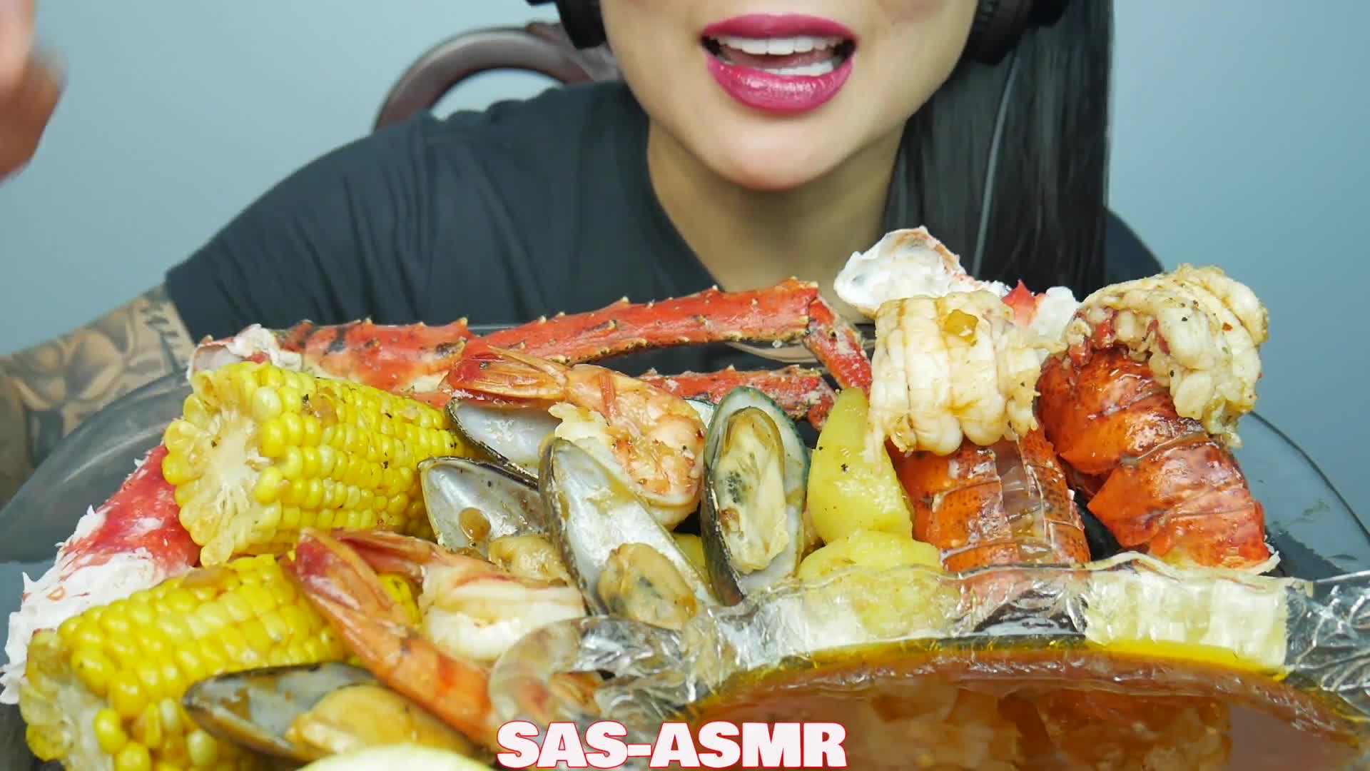 "Food Sounds Good" Seafood Pan Ye said "w ~()