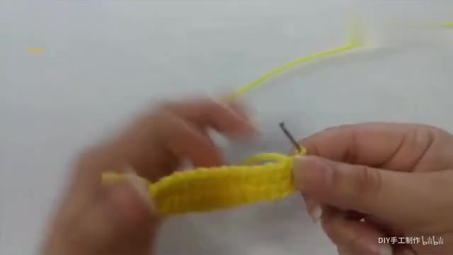 "Hand Knitting Series" teaches you how to crochet beautiful wire flowers!
