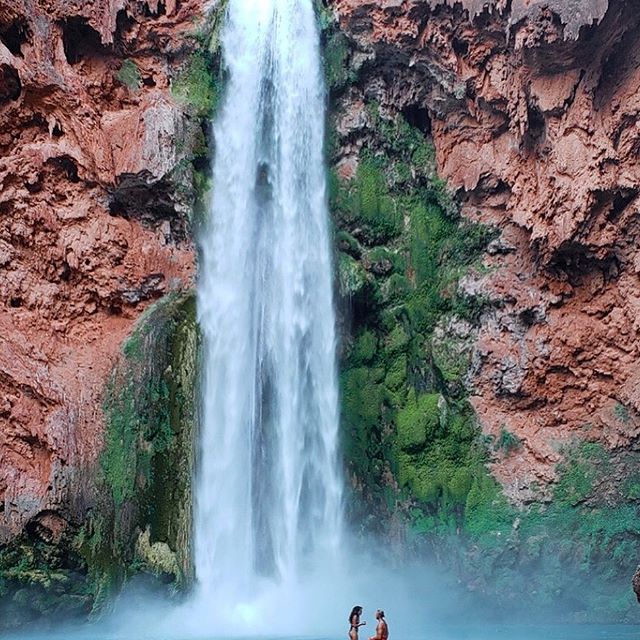 'Riverdale' star Vanessa Morgan,proposal under waterfall,too romantic!