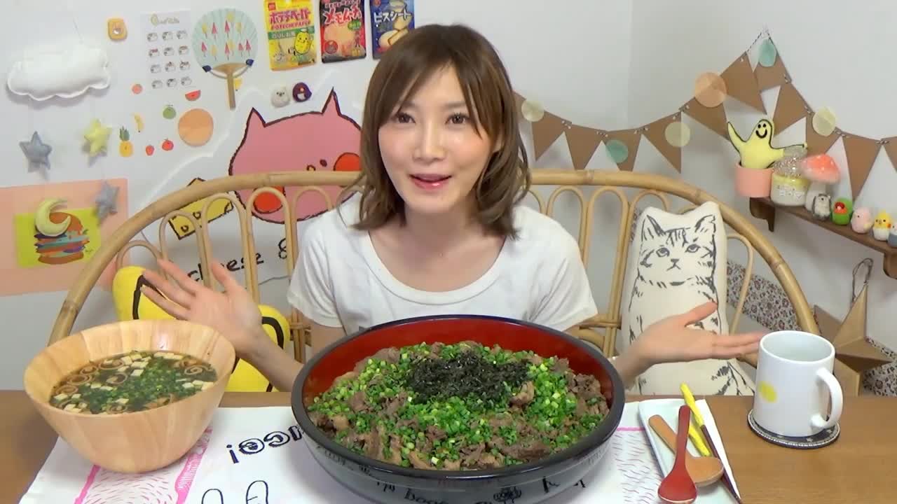 [Miss Big Stomach King Accelerated Edition] Japanese beauty Miss Big Stomach King, homemade delicious cow rice!