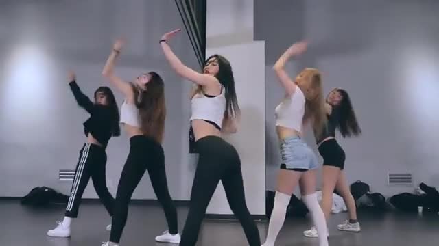 [ALiEN Dance Room] Luna Hyun with a good figure dances Jazz choreographer Beyonce Deja Vu