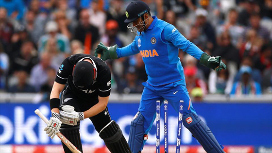 New Zealand vs India World Cup 2019: India-New Zealand semi-final pushed to reserve day after rain interruption.