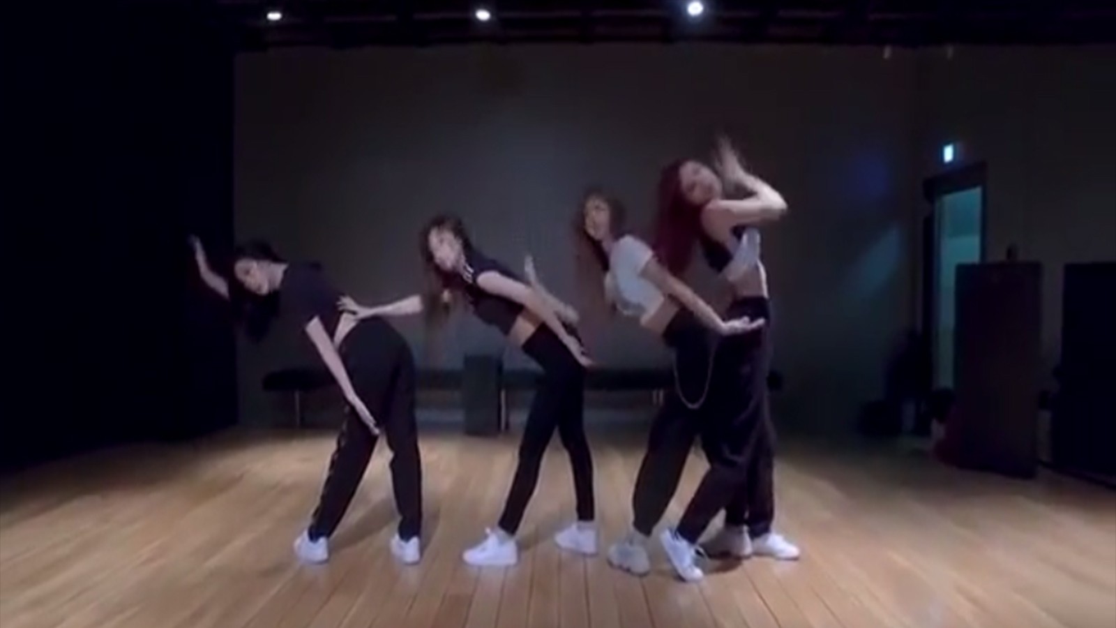 BLACKPINK (ddu-du-ddu-du) Dance Practice Video