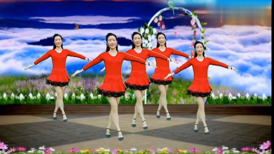 Square Dance "Love Jiangshan and Love Beauty" Life is short, love hate is clear, no regrets.