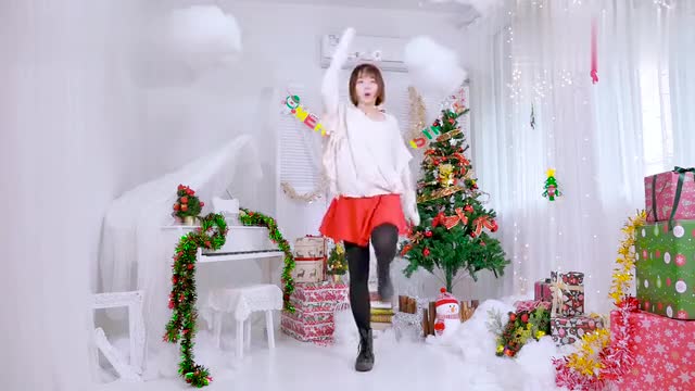 Lonely Christmas-Crayon Pop leg-shaking dance I'm not lonely, I love learning