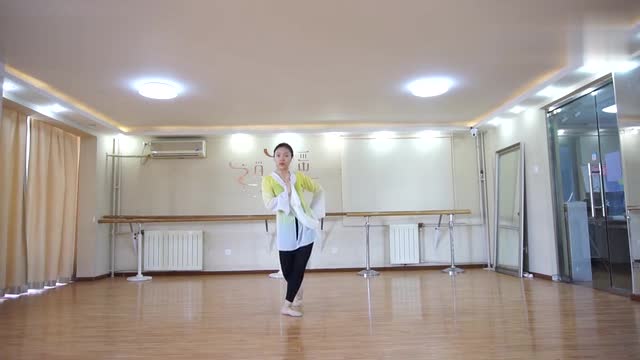 Lesson 3 Teaching Video of Body Rhyme Combination of Classical Dance "Jade Pedestrian Walk"