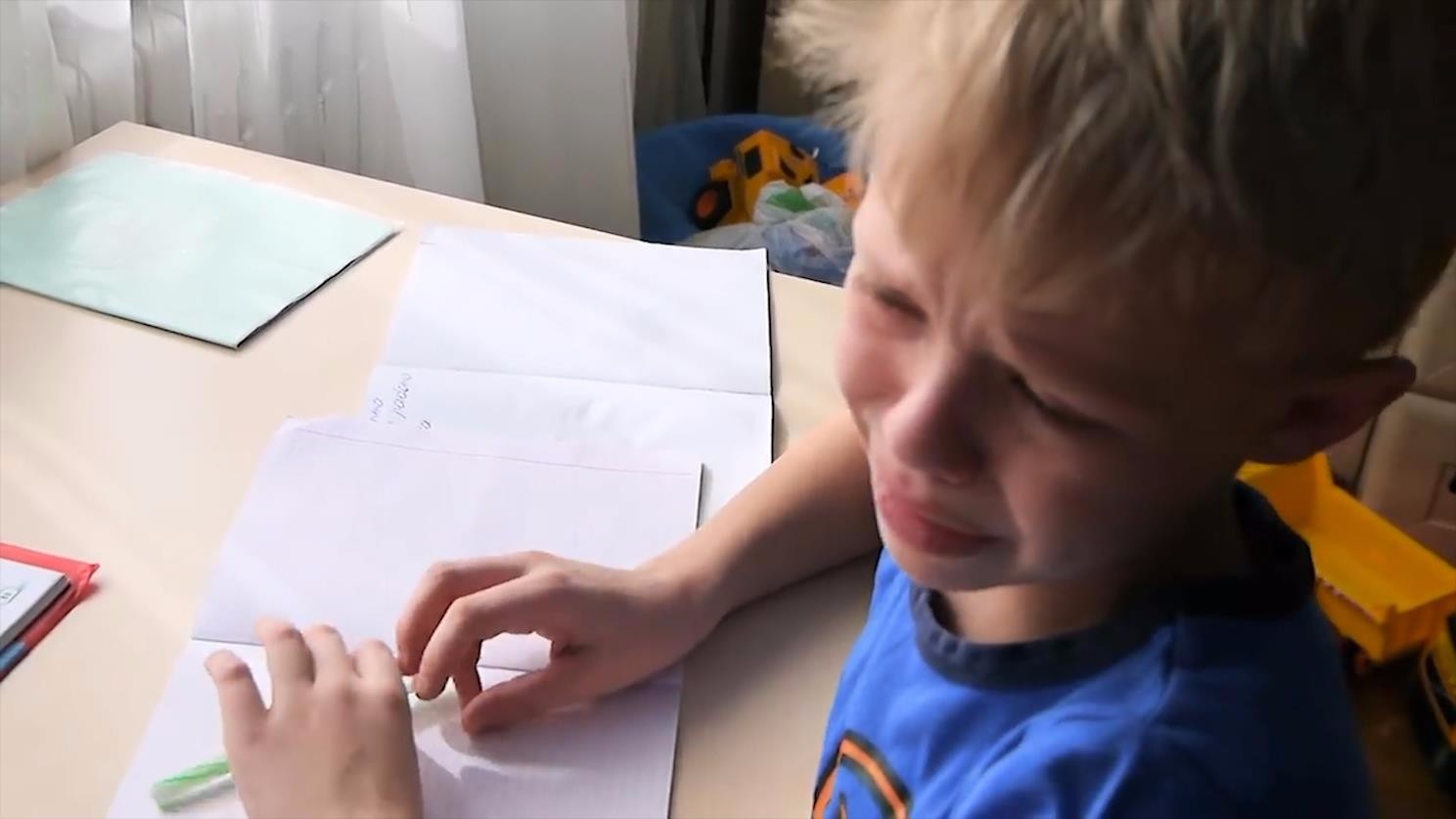 Russia's 9-year-old student cried over a math problem that I couldn't do.