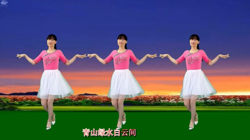 Simple and easy to learn Square Dance "Three Steps", Ah Ge and Ah Mei are very intoxicating.