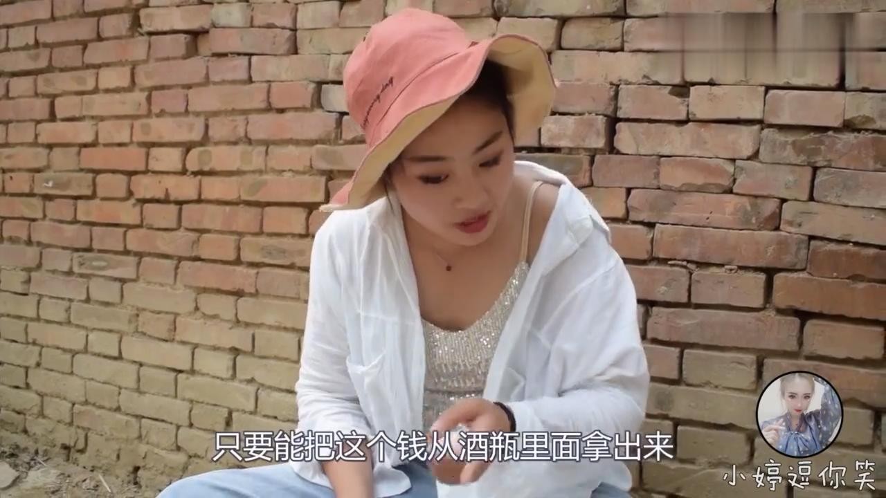 Hakka joke funny video, Dongdong head walnut faint, brickman: Qinggu, give him artificial respiration.
