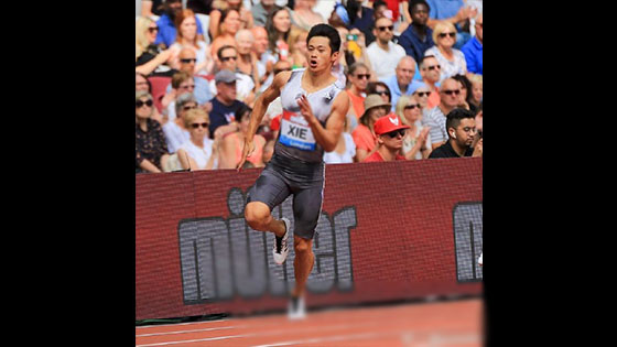 Chinese Runner Xie Zhenye won the championship with a new record of 200 meters. Broke the Asian record,19 seconds 88!