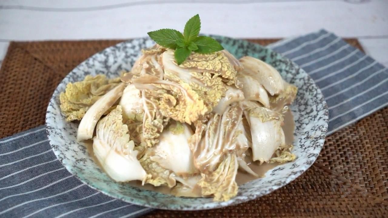 The practice of "Qianlong Cabbage" is said to be the favorite dish of Emperor Qianlong.
