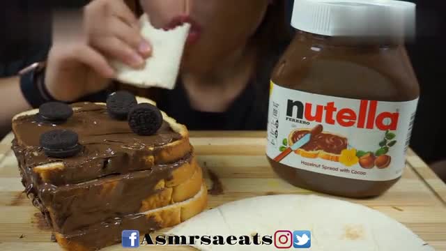 SA Eats with Breakfast, Toast Slices, Mexican Rolls with Nutella Hazelnut Chocolate Sauce, Fresh Cream, Mini Oreo Biscuits ASMR Sound Tablets
