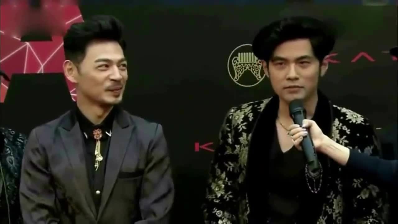 Network exposure of Jay Chou live broadcasts led to heated discussion, Jay Chou Benzu personally refuted the rumor 