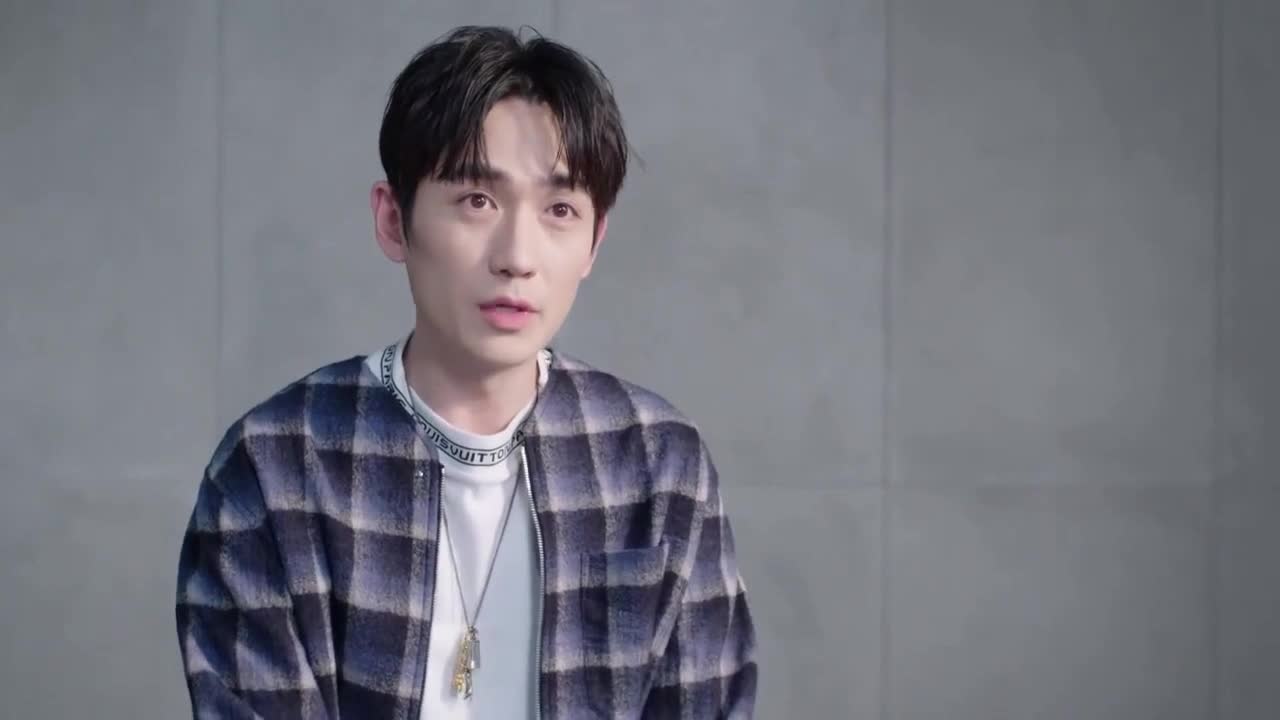 Zhu Yilong's Love Song Su Pour Fans to Understand Dining Circle Terms