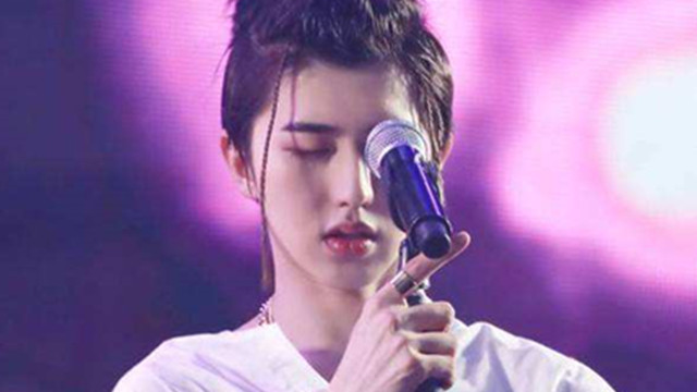 Cai Xukun's new song was exposed, and the cool song was singing in response to the controversy!