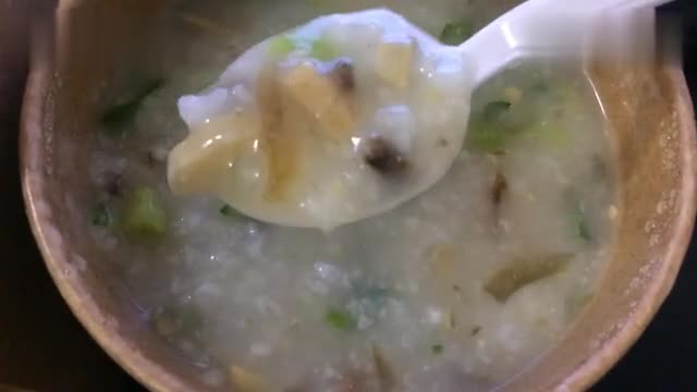 Which genius thought of putting preserved eggs in porridge?