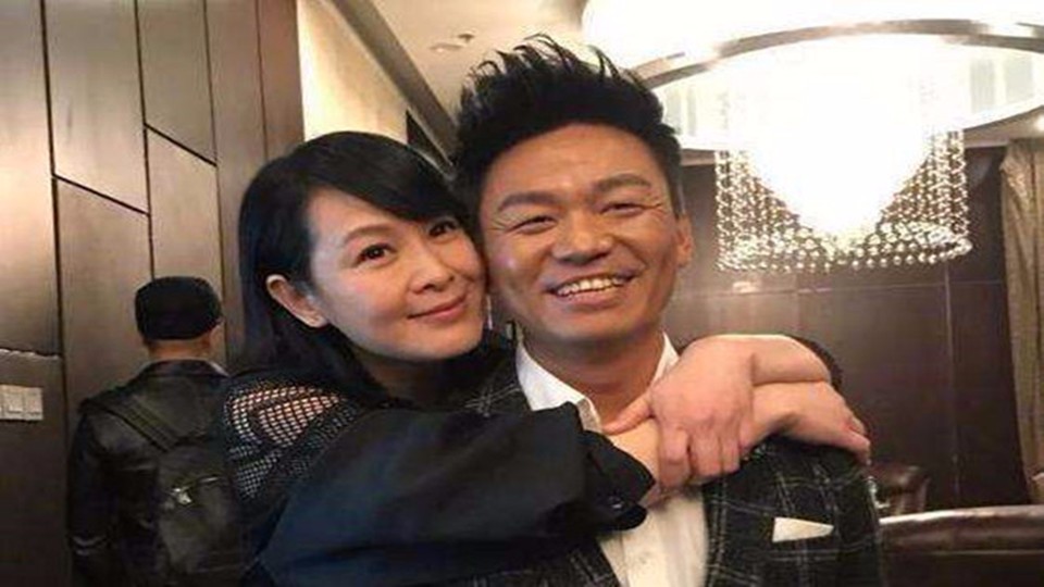 Wang Baoqiang's relationship with Liu Ruoying was exposed. After so long concealment, netizens: Finally, they can't hide it.