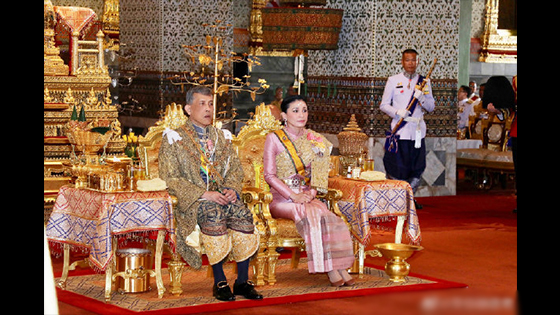 Thai King Maha Vajiralongkorn publicly marry Sineenat, public recognition of polygamy