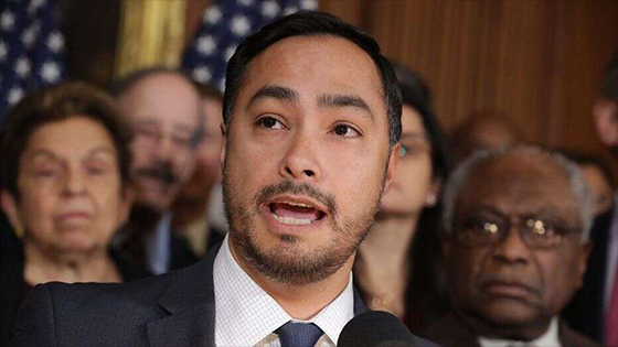 Why Joaquin Castro gets slammed for sharing Trump donor information