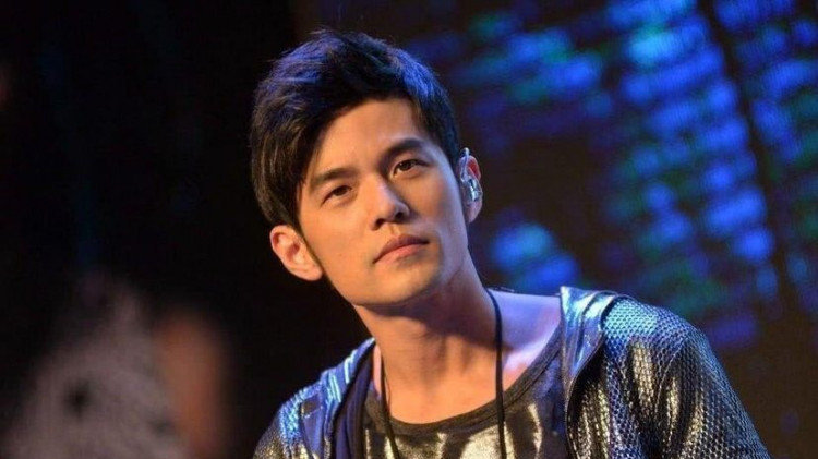 Jay Chou new album is coming！Here comes the new song,Don't be frightened
