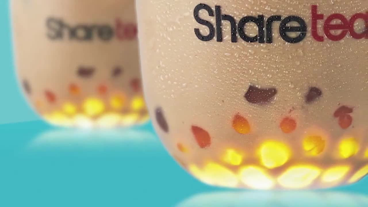 A glowing pearl milk tea beverage developed in Japan will make pearls transparent