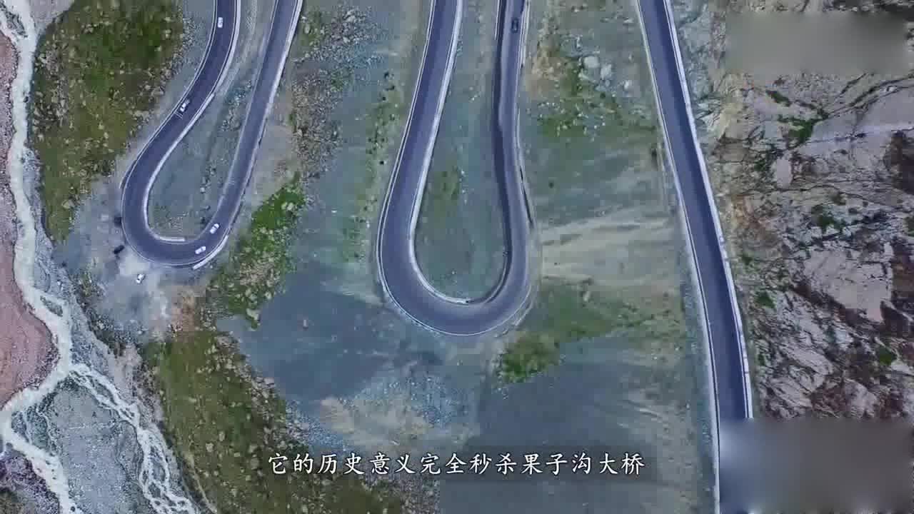 China's most terrible highway has changed the fate of Xinjiang. People shout: Long live the motherland!