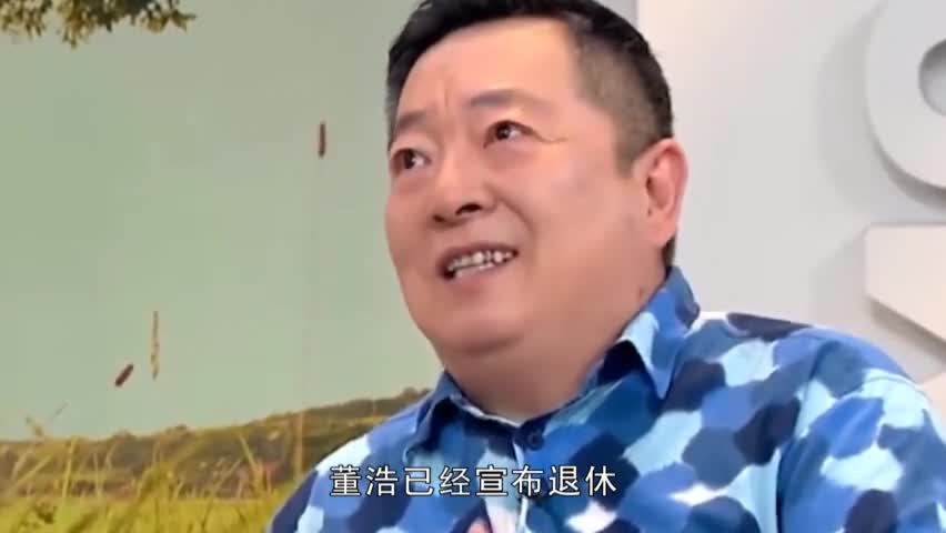 Zhao Zhongxiang, a former host of CCTV, lived in a villa in his old age, while he ate noodles in a cave.