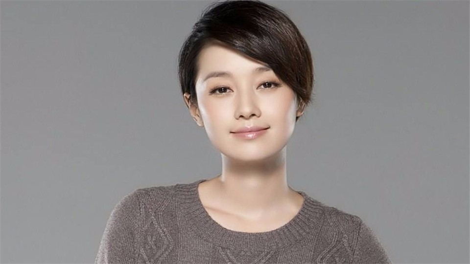 Ma Yili's first micro-blog post after her divorce implies that marriage has long been divorced!