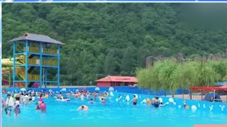 Water Park burst into a huge wave of 3 meters, causing 44 people injured. What safety measures are there for similar projects?